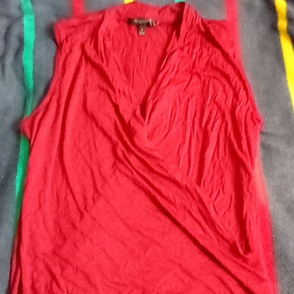 Women's Banana Republic Red Wrap Tank Top Size Medium - Picture 3 of 6